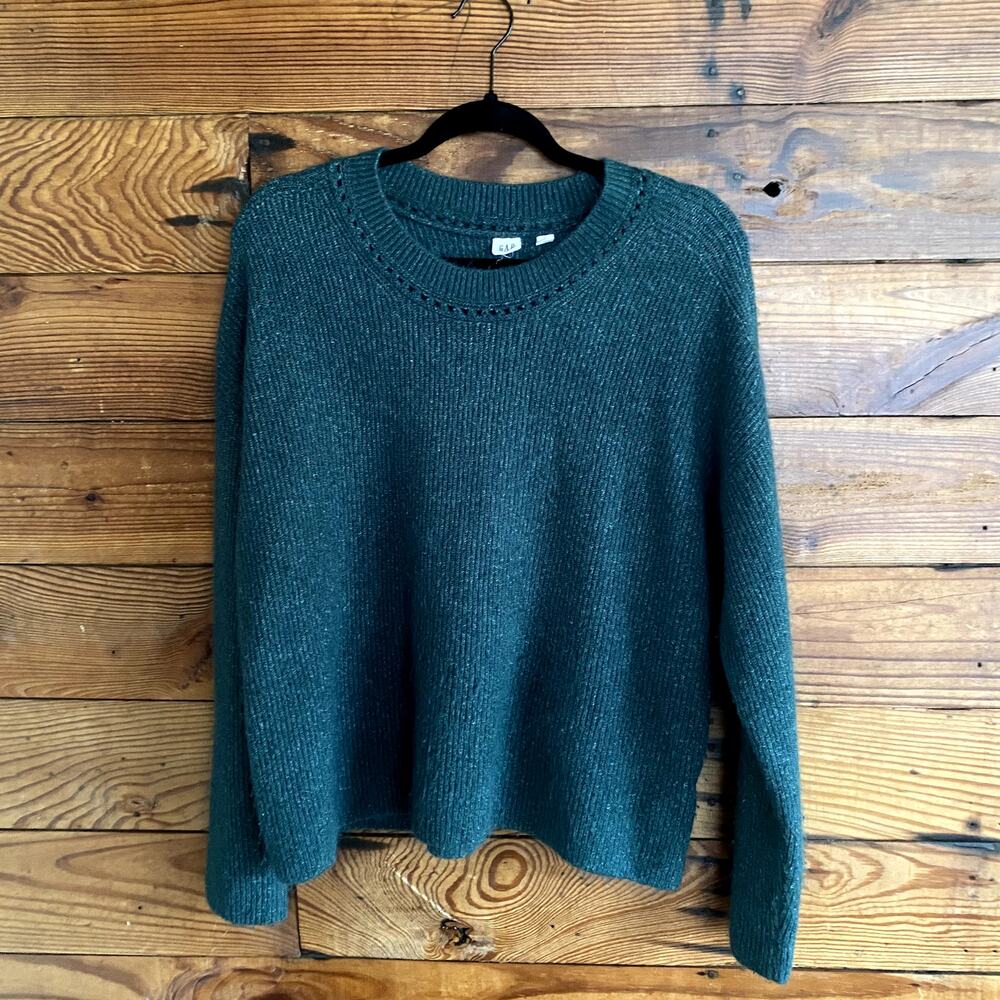 Gap Green Cozy sweater size Large